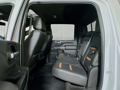 Used 2023 GMC Sierra 2500 AT4 w/ AT4 Preferred Package image 24