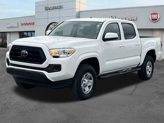 Used 2023 Toyota Tacoma SR AWD/4WD video 3