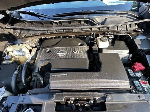 Used 2018 Nissan Murano SV w/ Premium Package AWD/4WD image 17