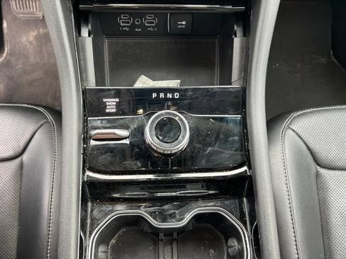 Used 2023 Jeep Grand Cherokee L Limited w/ Luxury Tech Group II AWD/4WD image 18