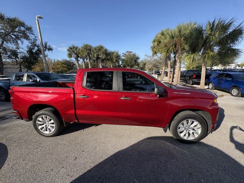 Used 2021 Chevrolet Silverado 1500 Custom w/ Safety Confidence Package image 8