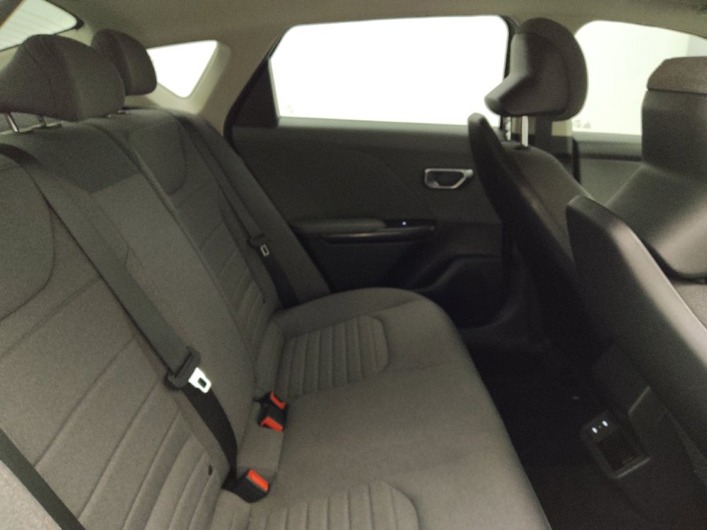 Used 2025 Kia K4 EX FWD image 19