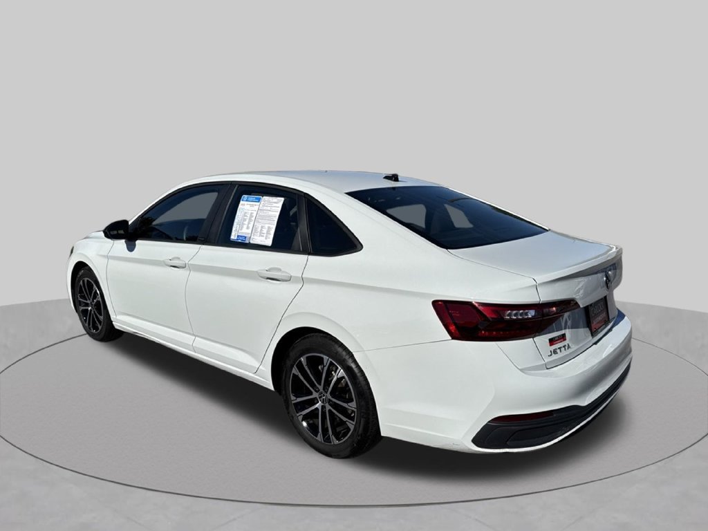 Certified 2024 Volkswagen Jetta Sport FWD image 6