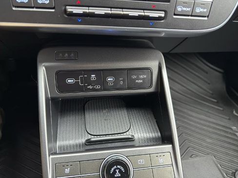 Used 2025 Hyundai Kona SEL image 29