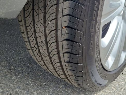 Used 2025 Buick Envista Avenir image 30