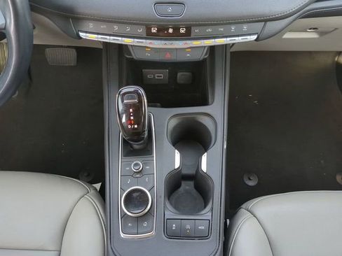 Used 2023 Cadillac XT4 Premium Luxury image 22