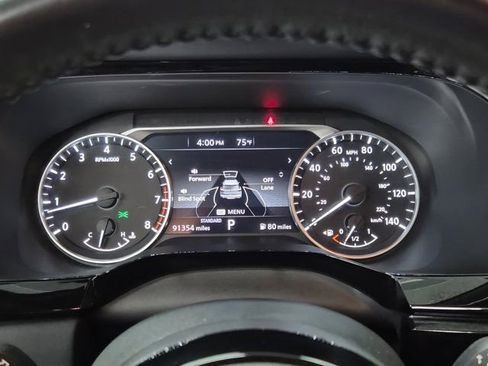 Certified 2022 Nissan Pathfinder SV FWD image 26