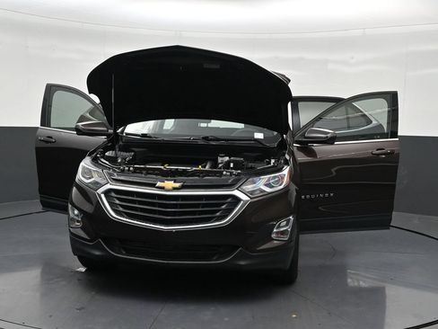 Used 2020 Chevrolet Equinox LT FWD image 36