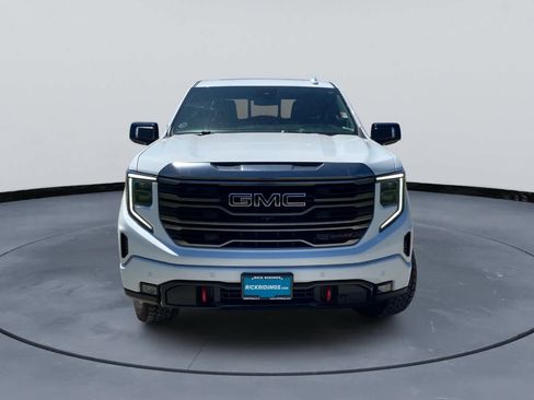 Used 2024 GMC Sierra 1500 AT4 w/ AT4 Premium Package AWD/4WD image 1