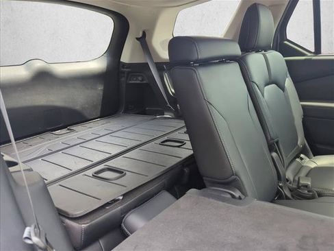 Used 2023 Honda Pilot Touring image 25