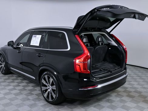 Certified 2024 Volvo XC90 T8 Ultimate w/ Lounge Package image 37
