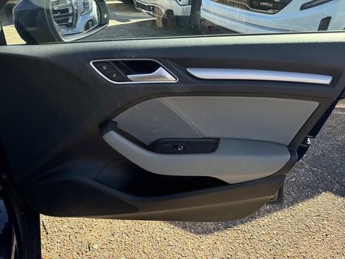 Used 2018 Audi A3 2.0T Premium image 18