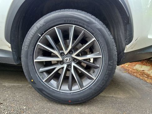 Used 2024 Lexus NX 250 FWD w/ Cold Area Package image 11