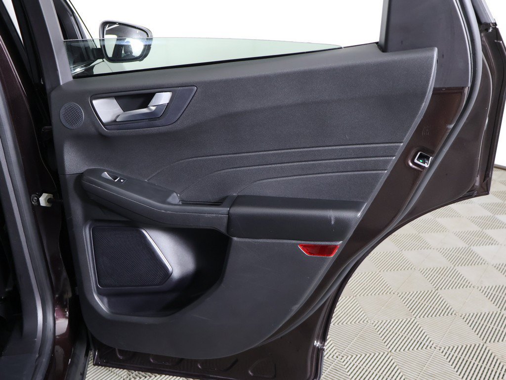 Used 2023 Ford Escape Platinum w/ Premium Technology Package AWD/4WD image 30