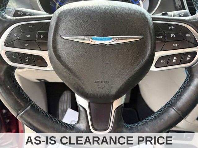 Used 2021 Chrysler Pacifica Touring-L FWD image 30
