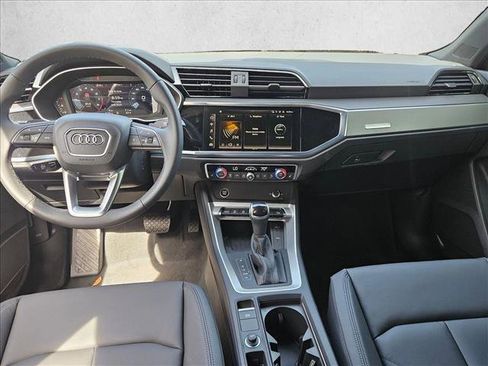 Certified 2025 Audi Q3 2.0T Premium w/ Convenience Package image 13