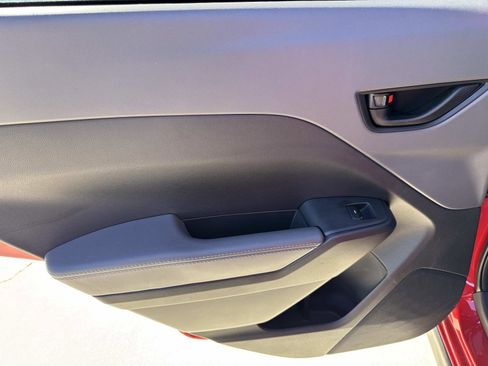 Certified 2025 Subaru Crosstrek 2.0i Premium w/ Crosstrek Mirror Package image 11