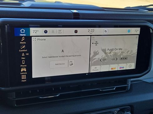 New 2025 Jeep Gladiator Sport image 24