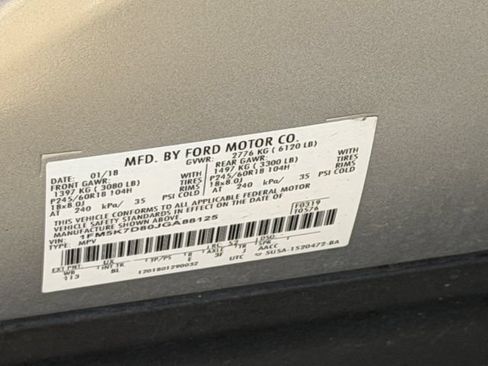 Used 2018 Ford Explorer XLT FWD image 10