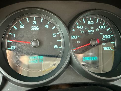 Used 2010 Chevrolet Silverado 1500 LS AWD/4WD image 12