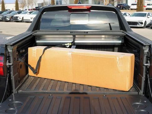 New 2025 Hyundai Santa Cruz Limited image 6