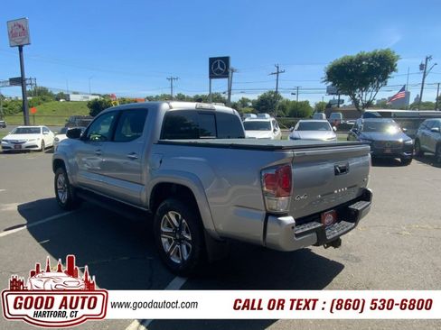 Used 2017 Toyota Tacoma Limited w/ Tow Package AWD/4WD image 19