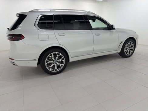 Certified 2024 BMW X7 xDrive40i w/ Premium Package image 7