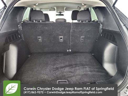 Used 2025 Ford Escape Active AWD/4WD image 29
