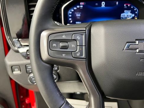 Used 2024 Chevrolet Silverado 2500 ZR2 w/ Technology Package AWD/4WD image 27