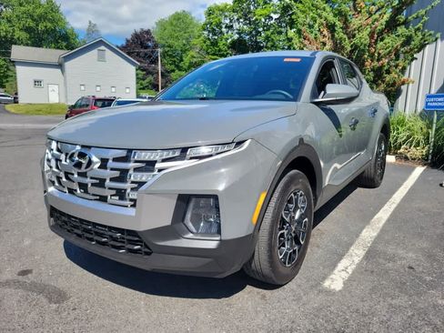 Used 2024 Hyundai Santa Cruz SE AWD/4WD image 8