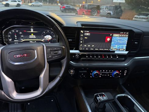 Used 2023 GMC Sierra 1500 SLT w/ SLT Premium Plus Package image 8