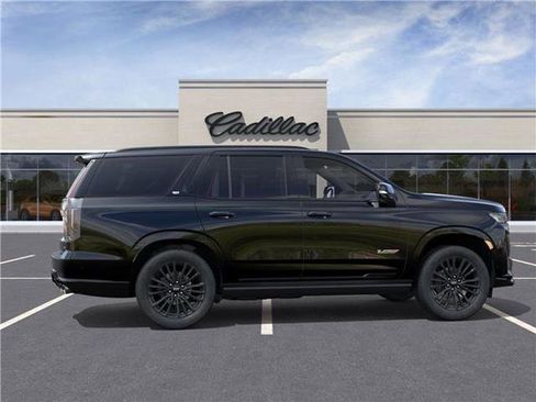 Used 2023 Cadillac Escalade V image 5