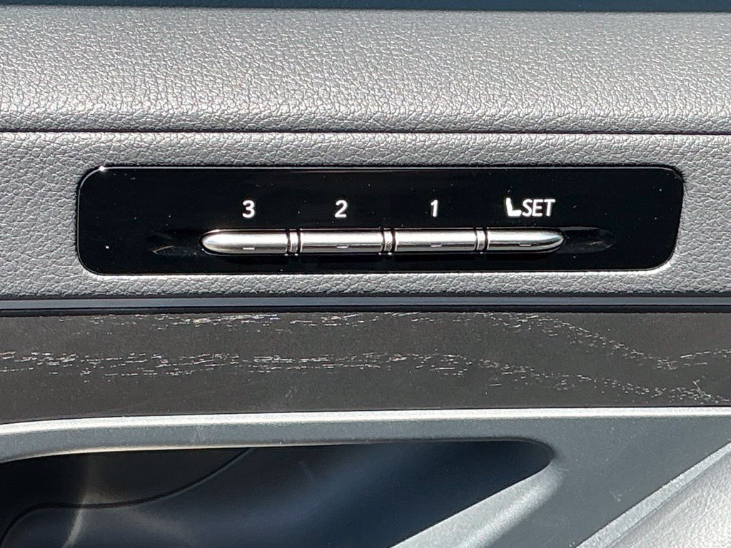 New 2026 Lexus LX 700h Luxury AWD/4WD image 11