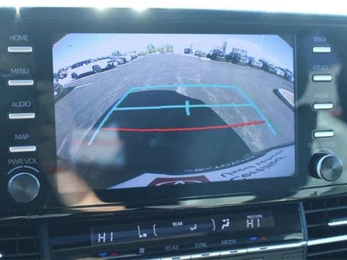 Certified 2023 Toyota Sienna XLE image 20