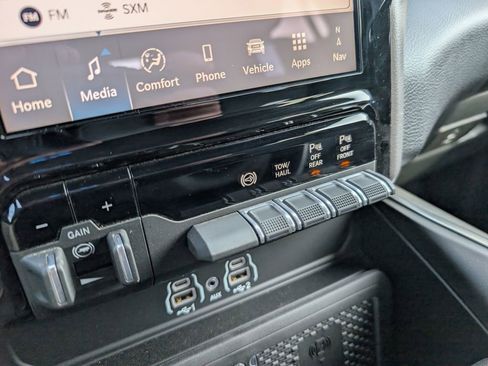 New 2026 RAM 2500 Big Horn AWD/4WD image 33