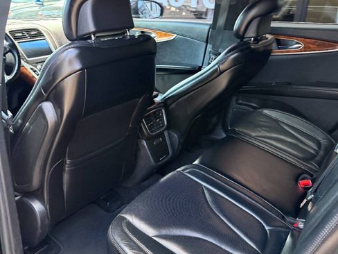 Used 2013 Lincoln MKX AWD image 13