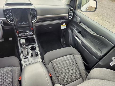 New 2025 Ford Ranger XLT w/ Equipment Group 301A High image 12