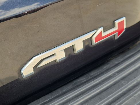 Used 2023 GMC Yukon AT4 w/ AT4 Premium Plus Package AWD/4WD image 33