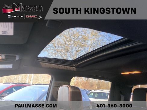 Certified 2023 GMC Canyon AT4 w/ AT4 Premium Package image 4