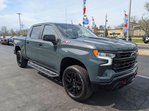 Used 2025 Chevrolet Silverado 1500 LT Trail Boss w/ Convenience Package II image 7