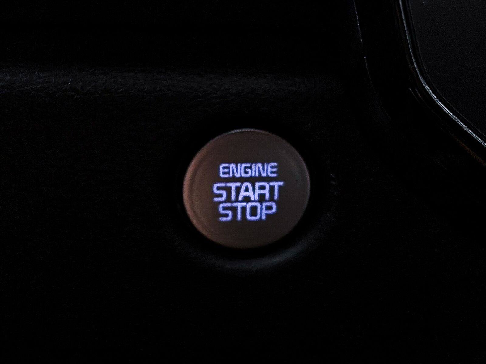 Used 2025 Kia Carnival SX Prestige FWD image 29