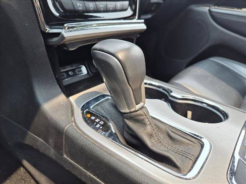 Used 2019 Jeep Grand Cherokee Limited AWD/4WD image 10