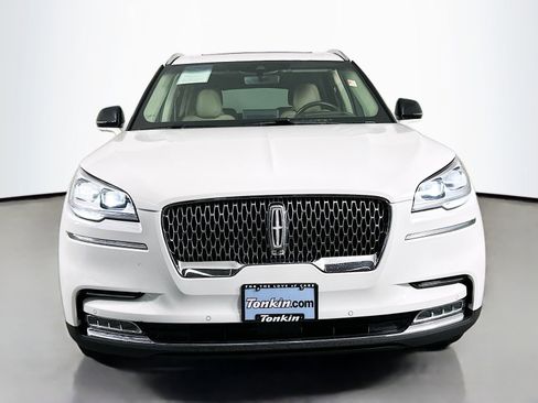Used 2021 Lincoln Aviator Reserve w/ Equipment Group 201A AWD/4WD image 3
