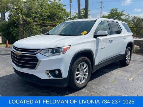 Used 2021 Chevrolet Traverse LT FWD image 1
