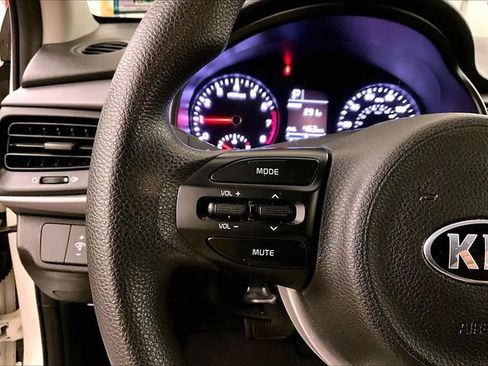 Used 2018 Kia Rio LX FWD image 17