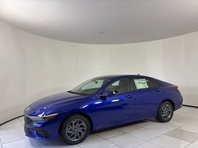 New 2025 Hyundai Elantra Blue