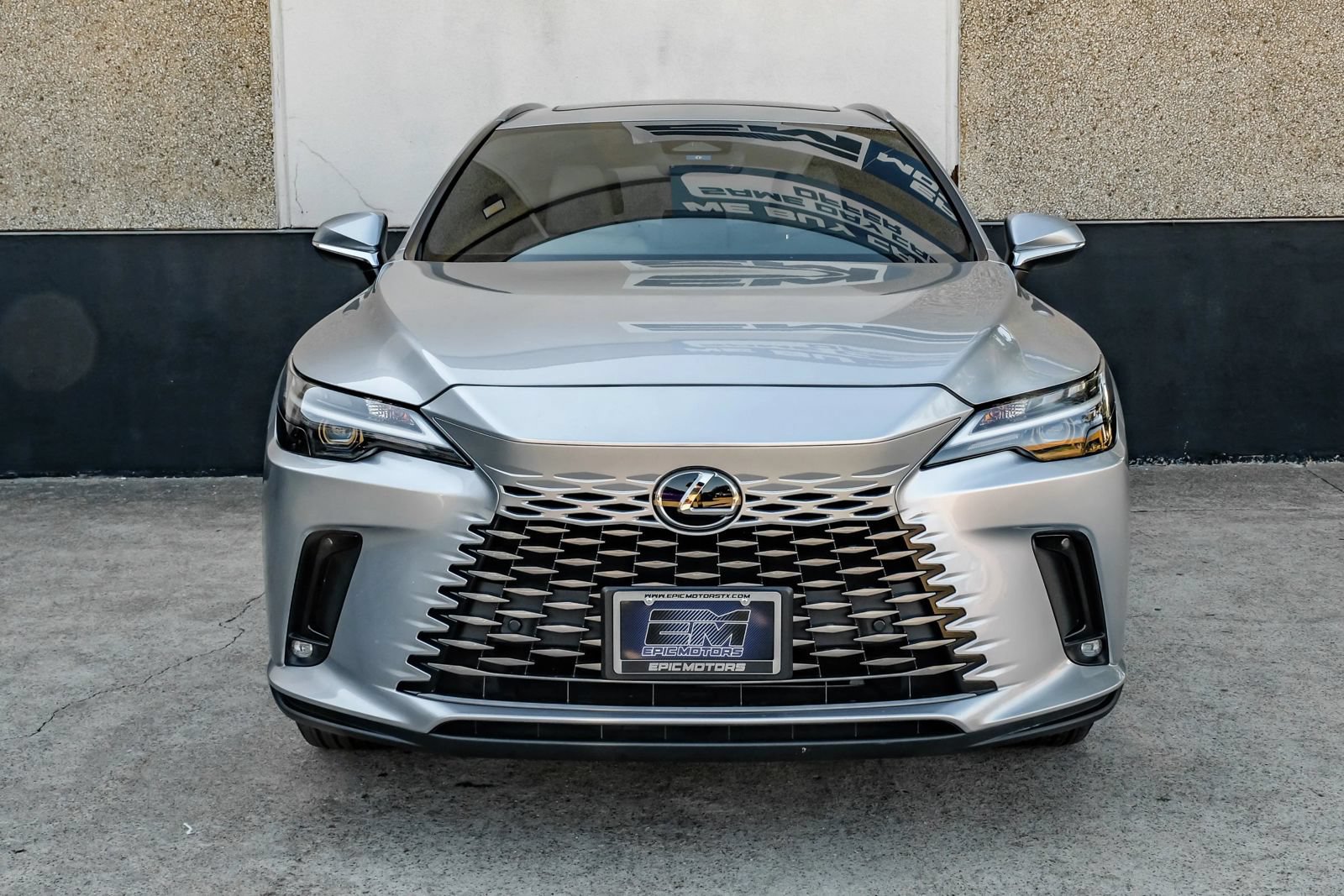 Used 2023 Lexus RX 350 Premium w/ Accessory Package (Z1) FWD image 5
