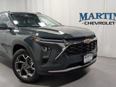 New 2026 Chevrolet Trax LT w/ Driver Confidence Package