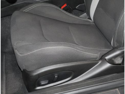 Used 2021 Chevrolet Camaro LT w/ Technology Package RWD image 13