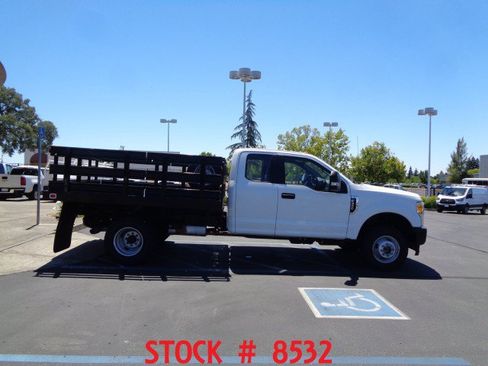 Used 2017 Ford F350 XL w/ Power Equipment Group AWD/4WD image 21